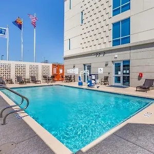holiday-inn-express-suites-phoenix-dwtn-state-capitol.hotelsofphoenix.com/