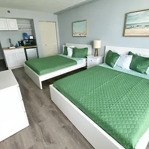 ocean-side-inn-studios.thedaytonabeachhotels.com/